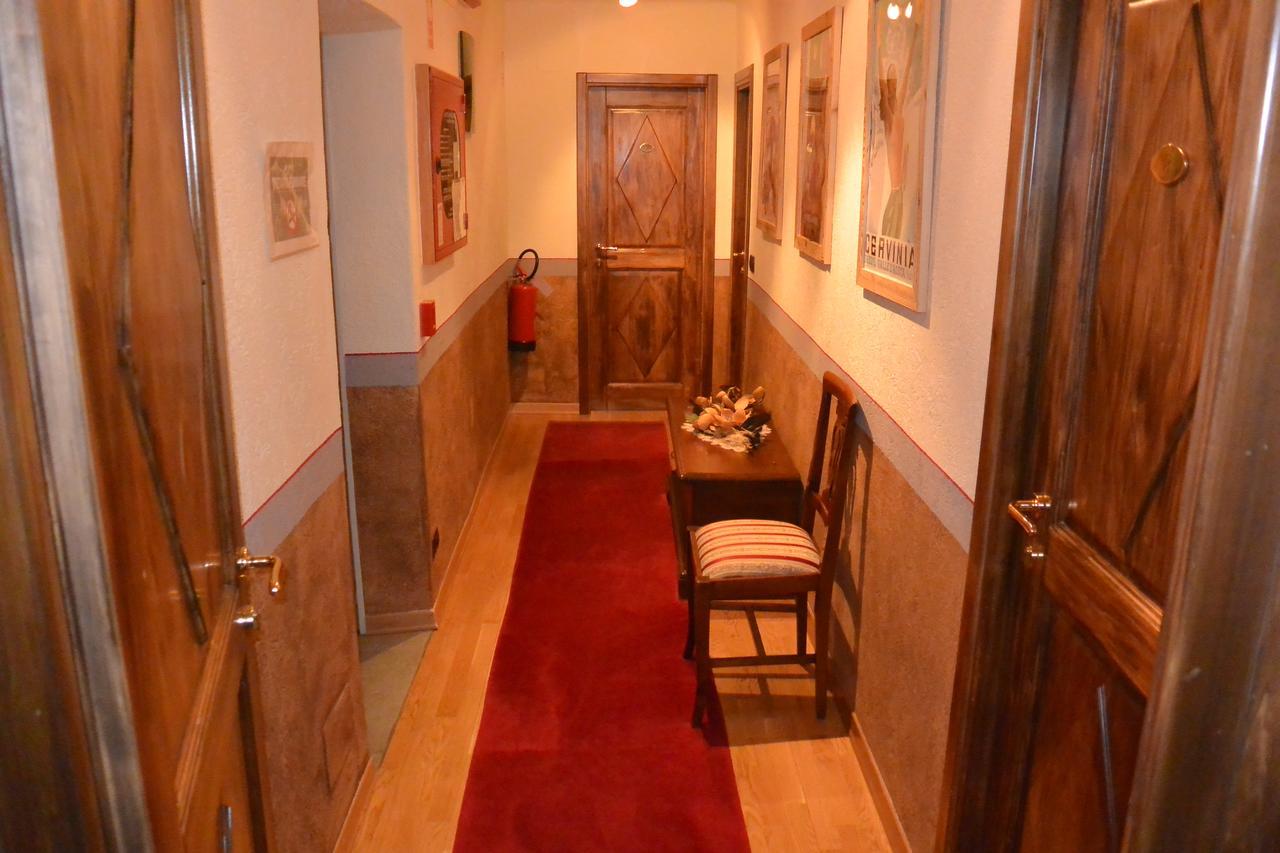 Hotel Fosson Breuil-Cervinia Eksteriør bilde